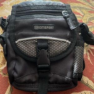 Black Camera Bag with Adjustable Strap Size 8x6”